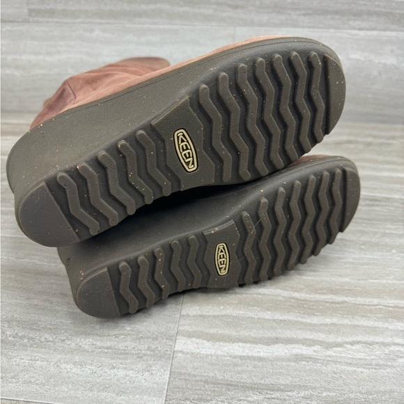 Keen Akita Wedge Heel Pull On Mid Slouchy Leather Boots Womens 5.5 - Picture 8 of 9